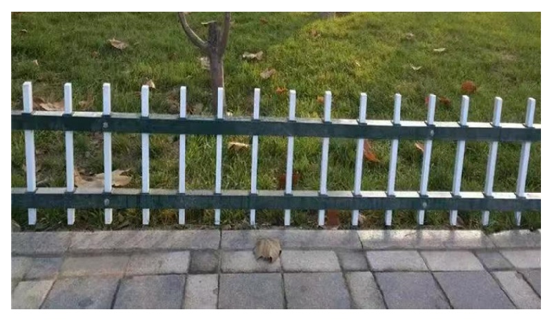 草坪圍欄